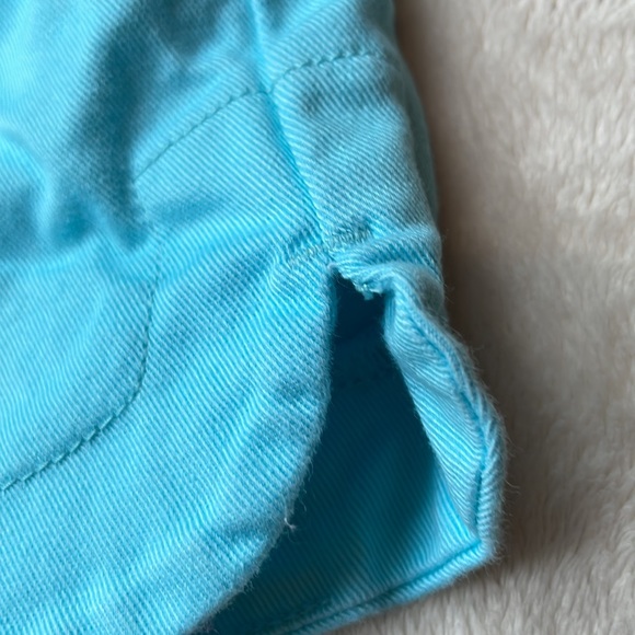 Crewcuts size 8 aqua short with split hem on the side - Picture 3 of 4